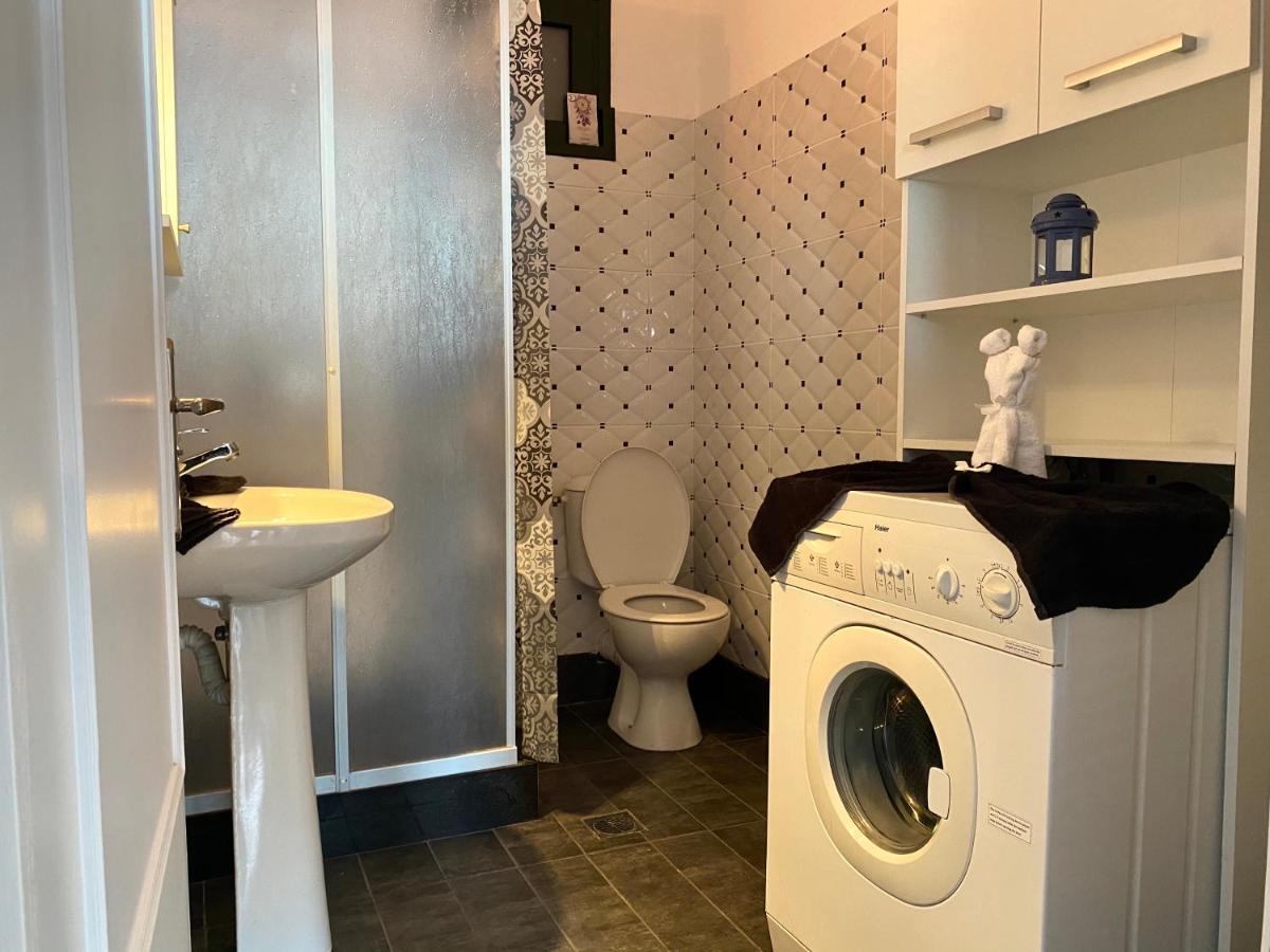 Coralli Pentati 2 "Dimitris Apartments" Екстериор снимка